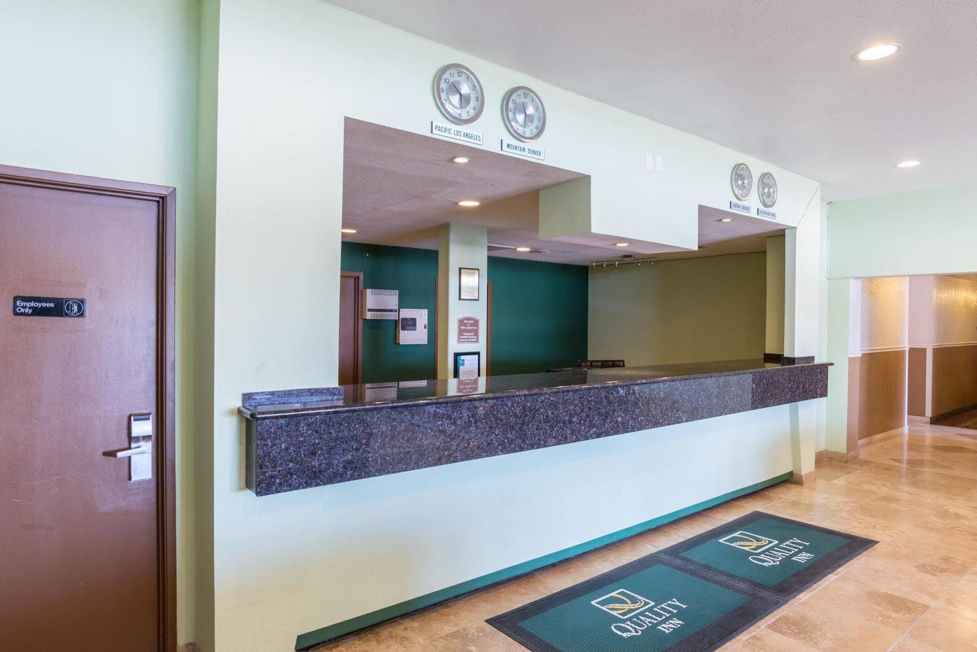 Hotel Bluestone Inn Eloy -Каса-Гранде Экстерьер фото